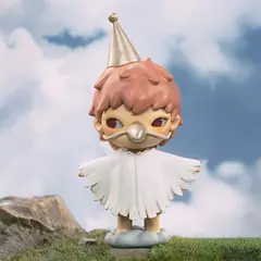 Случайная фигурка POP MART Hirono Little Mischief