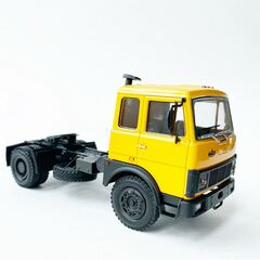 MAZ-54322 truck tractor 1985-1988 1:43 Nash Avtoprom