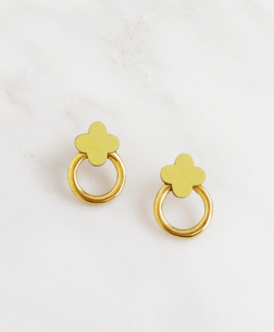 Серьги Elsa Studs in Chartreuse