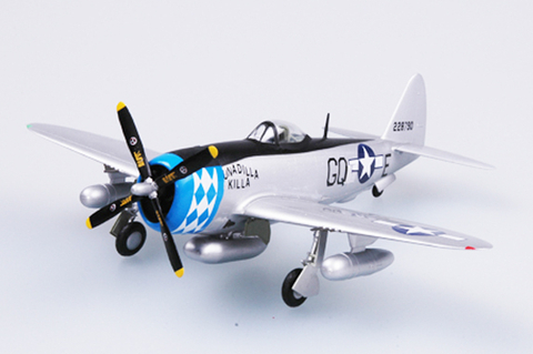 Модель Американский Истребитель бомбардировщик P-47D Trunderbolt масштаб 1:72