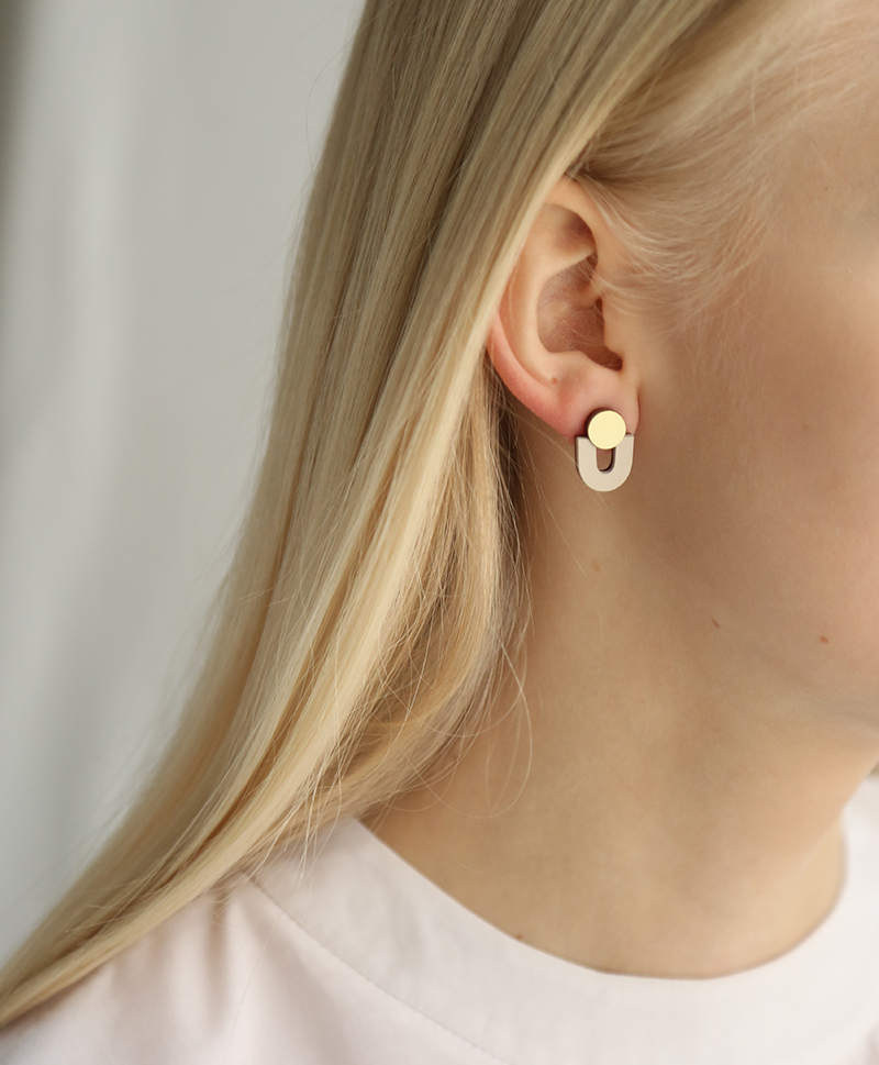 Серьги Jean Studs Ecru
