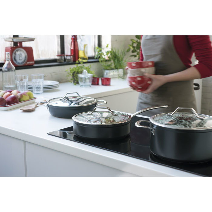Сотейник с крышкой TITAN 2,9 л (26 см)