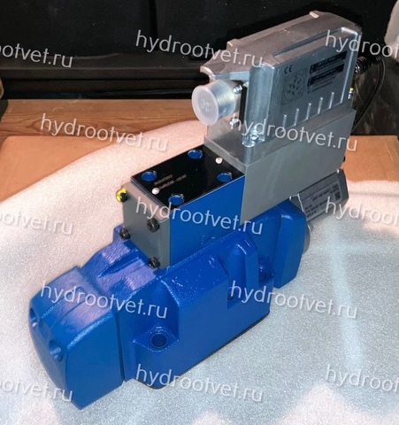 Фото 4WRLE16E250LJ-4X/MXY/24A1 - Пропорциональный сервораспределитель с обратной связью по положению золотника и со встроенным усилителем (OBE), Ду16, A1 = ±10 В, номинальный расход 250 л/мин, схема E, каналы управления XY = X и Y внешние
