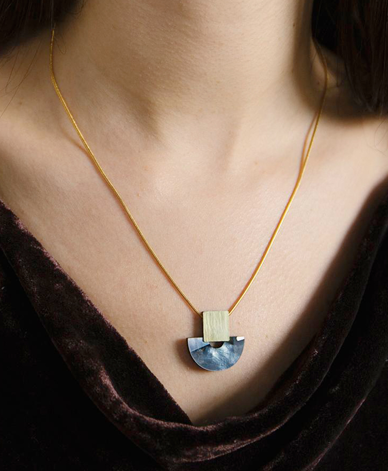 Подвеска Marina Necklace in Blue Mother of Pearl