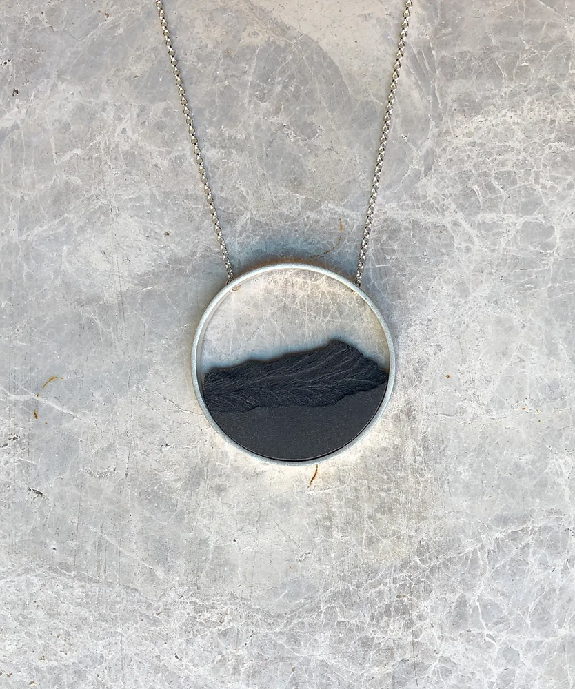 Колье Horizon Circle Black Silver