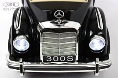 Толокар-электромобиль Mercedes-Benz 300S (LS-128A) (ЛИЦЕНЗИОННАЯ МОДЕЛЬ) с дистанционным управлением