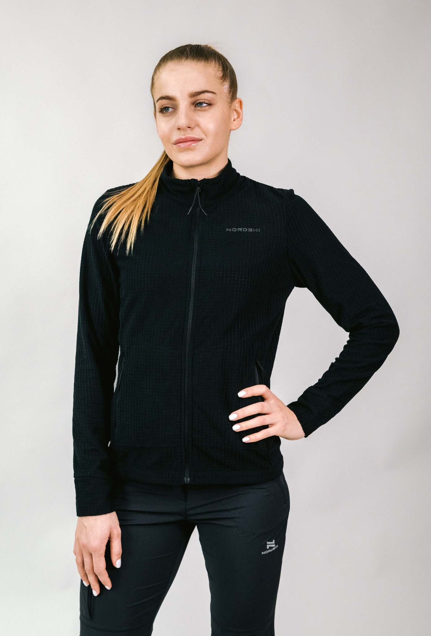 Женская спортивная толстовка Nordski SkyRaid black