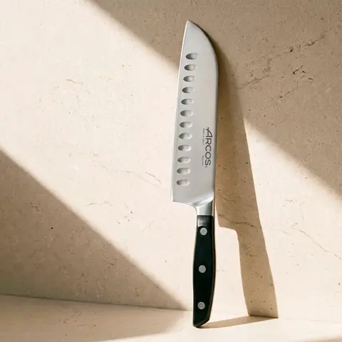 Нож кухонный поварской Santoku 18 см ARCOS Manhattan арт. 162800