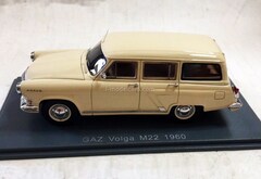GAZ M22 Volga 1960 cream NEO 1:43