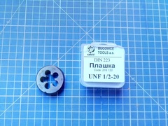 Плашка 1/2