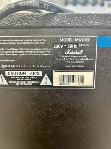 MARSHALL MG10G комбо гитарный 10Вт