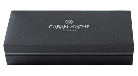 Ручка шариковая Caran d'Ache Ecridor Chevron Rose Gold (898.407)