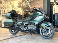 GL1800BDR, Matte Armoured Green Metallic