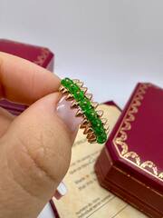 Кольцо CLASH в стиле CARTIER с зеленой вставкой с шипами