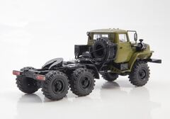 Ural-44202-0311-31 Tractor unit khaki 1:43 Start Scale Models (SSM)