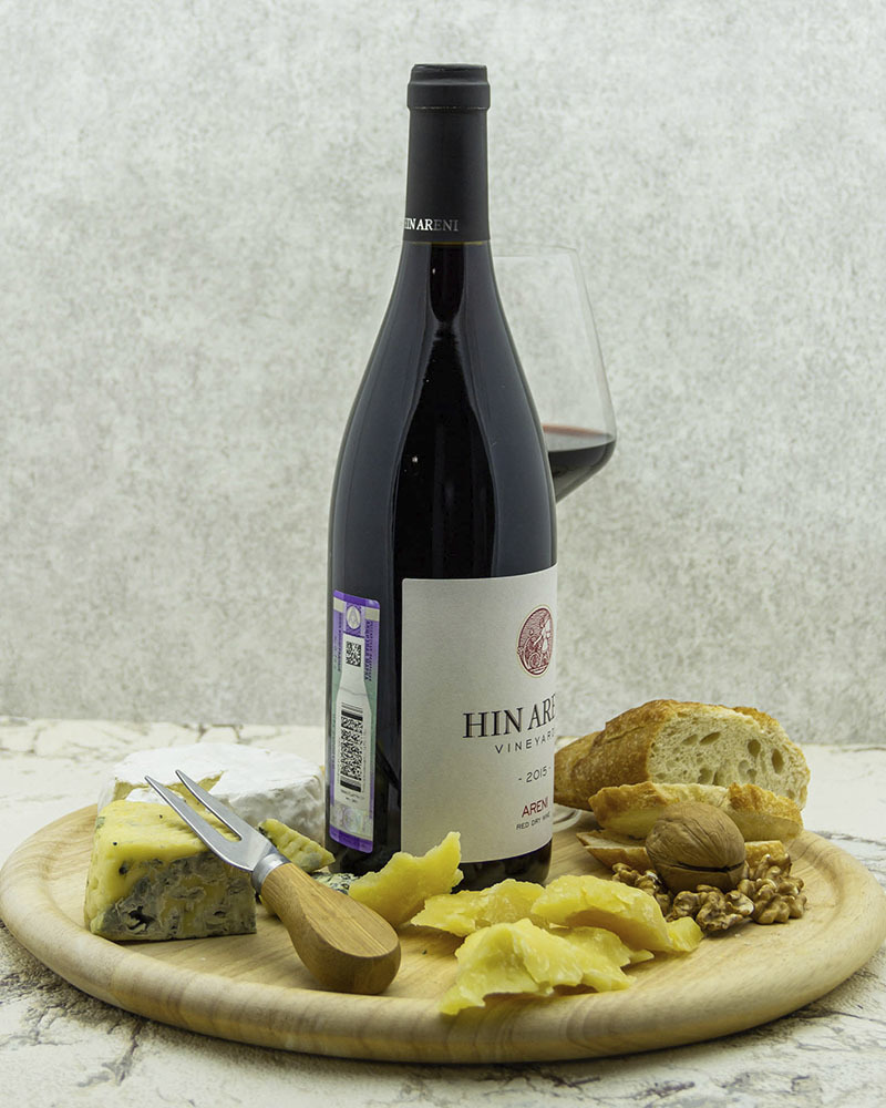 Вино Hin Areni Красное Сухое 2015 г.у. 14,5% 0,75 л, Армения