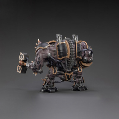 Фигурка Warhammer 40,000: Chaos Space Marine Black Legion Helbrute
