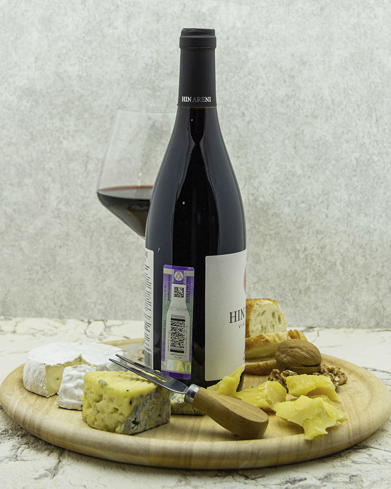 Вино Hin Areni Красное Сухое 2015 г.у. 14,5% 0,75 л, Армения