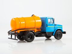 ZIL-4333 KO-520 lavatory truck blue-orange 1:43 Legendary trucks USSR #5