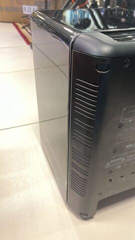 MACKIE HR824 mk2