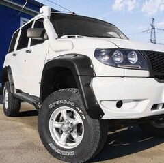 Расширители арок UAZ Patriot (с наклад. на бампер)