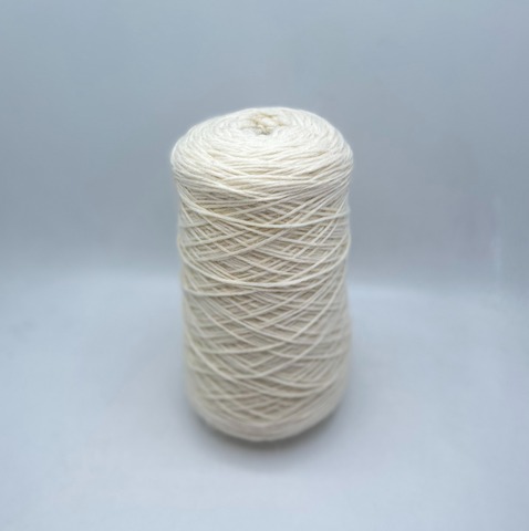 Бобинная пряжа (пр.Италия),art.Bitti, 180м/100гр, 100%Меринос, цвет-Молочный(47), арт.30313