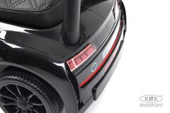Толокар AUDI F002FF