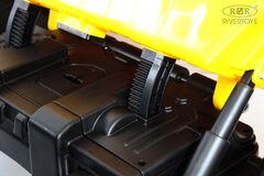 Трактор с прицепом M505BX