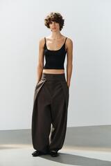 ZARA БРЮКИ BALLOON С ЗАЩИПАМИ, КОРИЧНЕВЫЙ