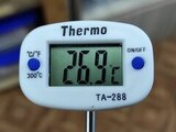 Электронный термометр для пищи с поворотной головкой, зонд 4 см