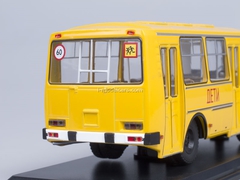 PAZ-32051 School bus children Start Scale Models (SSM) 1:43