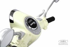 Детский электроскутер Vespa Z222ZZ
