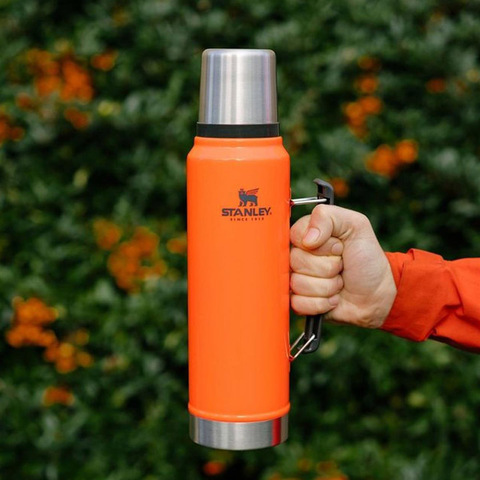 Картинка термос Stanley classic 1l Blaze Orange - 7