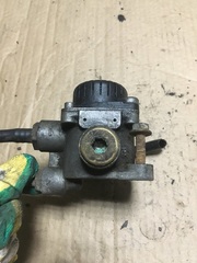 Ускорительный клапан MAN Mercedes-Benz Atego KNORR 81521166075, A0044298044, A0044296344