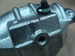 суппорт дискового тормоза ГАЗ-3302 левый с колодками в сборе (MetalPart)  MP-3302-3501137