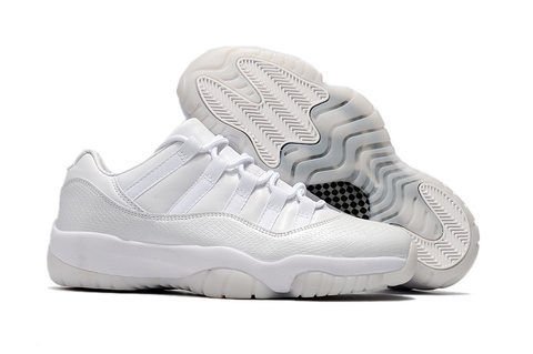 Air Jordan 11 Retro Low 'Pure Platinum' 