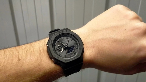 Часы Casio GA-B2100-1A1