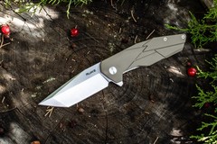 Нож Ruike P138-B черный