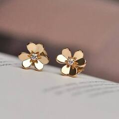 sergi-pusety-klever-vca-kachestvo-yellow-white-rose-vgold