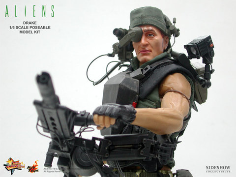 Фигурка Марк Дрэйк из фильма Чужие Hot Toys 1/6