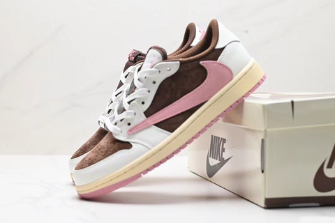 Travis Scott x Air Jordan 1 Low OG 'Dark Pony/Pink Oxford' 