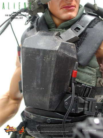 Фигурка Марк Дрэйк из фильма Чужие Hot Toys 1/6