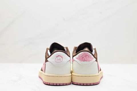 Travis Scott x Air Jordan 1 Low OG 'Dark Pony/Pink Oxford' 
