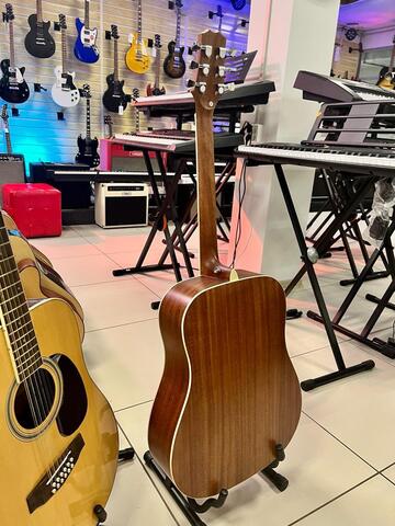 PEAVEY DW2 SOLID TOP