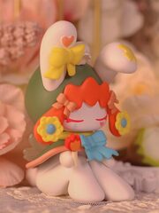 Случайная фигурка Alice Fairy Tale