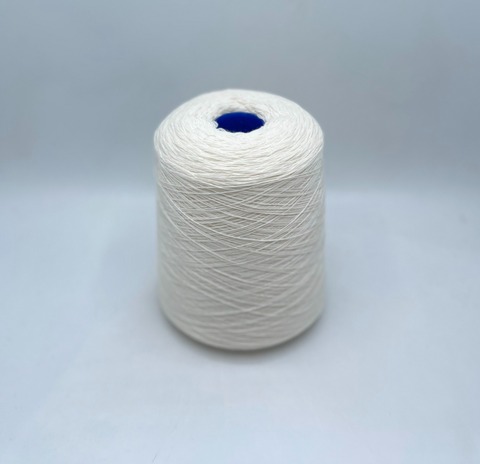 Botto Jiuseppe (пр.Италия), art. Fairwool, 2/30*2 750м/100гр, 80% Меринос 20% Кашемир , цвет-Молочный(130/301), арт.33210