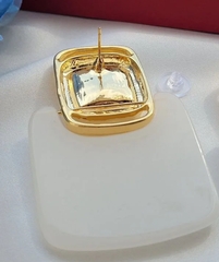 30322-sergi-krupnye-s-podveskami-kvadratami-ysl-style