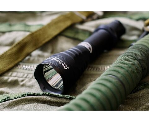 ARMYTEK PREDATOR (зеленый свет)