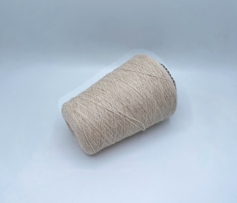 Бобинная пряжа (пр.Италия), 750м/100гр,100%Шерсть , цвет- Светло-бежевый меланж, арт.29417