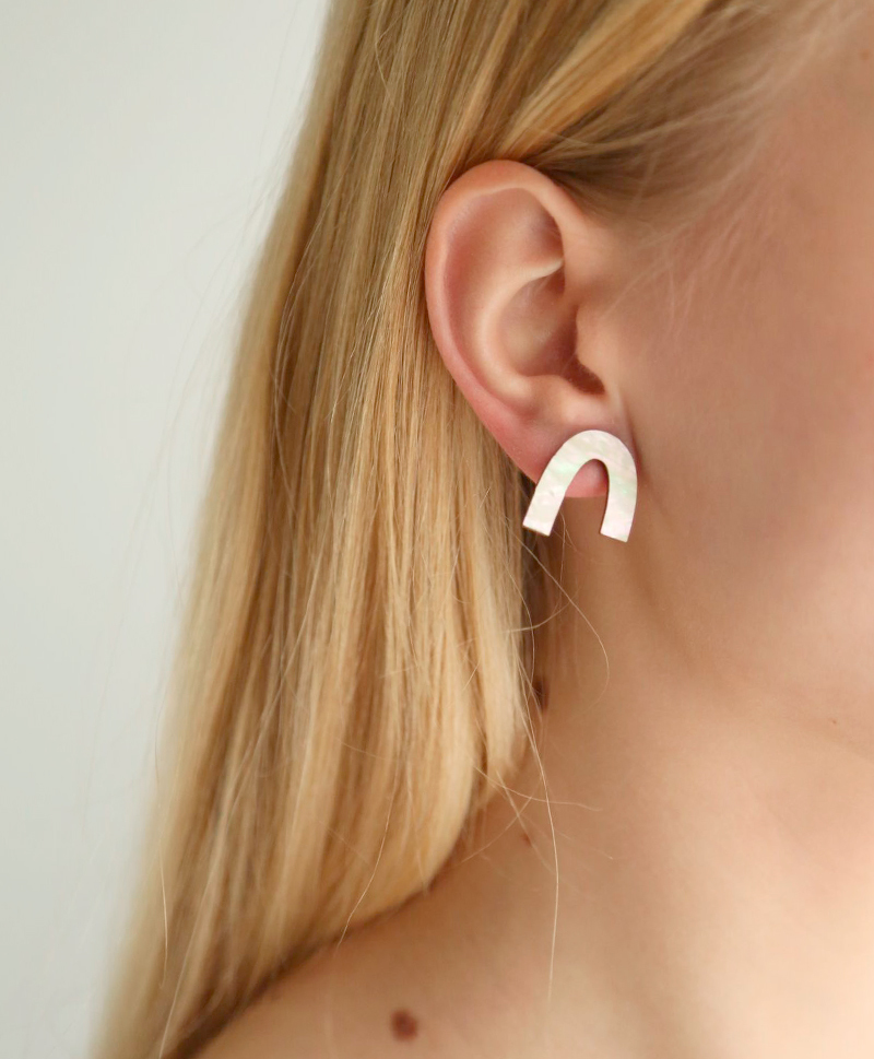 Серьги Waterfall Studs Mother of Pearl